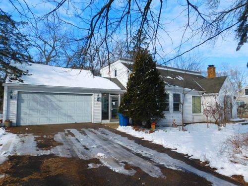 3675 White Bear Ave N, White Bear Lake, MN, 55110-4745 | Card Image