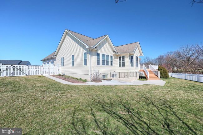 1718 Fountain Rock Dr, House other with 4 bedrooms, 3 bathrooms and null parking in DOVER PA | Image 43