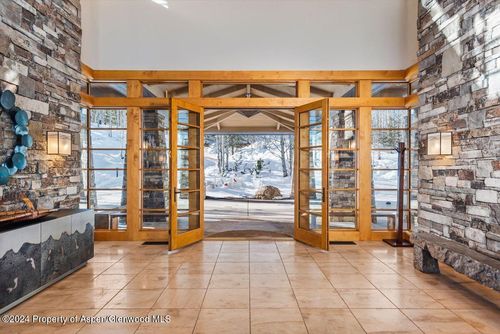 300 Eagle Pines Drive, Aspen, CO, 81611 | Card Image