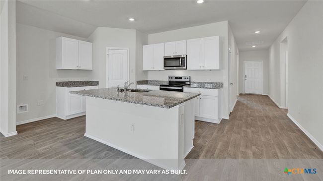 431 Hodges Street, House other with 4 bedrooms, 2 bathrooms and null parking in Maxwell TX | Image 8