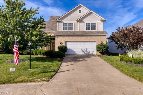 3918 Hedgewood Dr, Medina, OH, 44256-6521 | Card Image