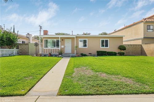 1636 W Valencia Dr, Fullerton, CA, 92833-3803 | Card Image