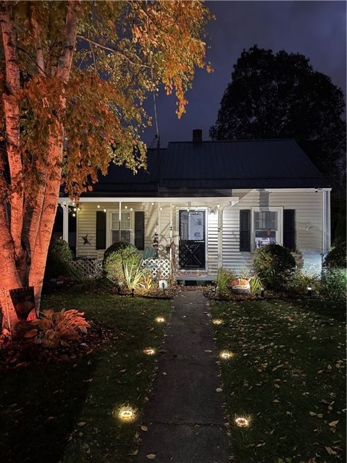 606 Partridge St, Elmira, NY, 14904-1131 | Card Image