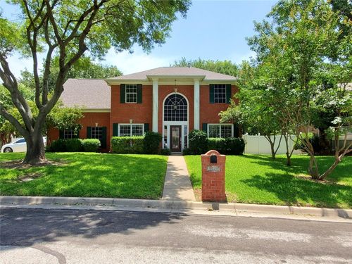 5526 Cold Springs Dr, Arlington, TX, 76017-4505 | Card Image