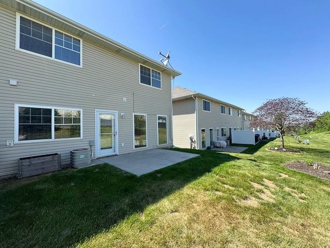 1630 Sawyer St, Townhouse with 3 bedrooms, 3 bathrooms and 2 parking in Lincoln NE | Image 41