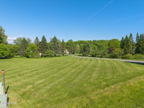 2 Canter Ln, Johnstown, NY, 12095-9621 | Card Image