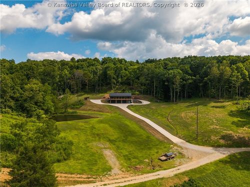 1246 Stanton Ln, Ripley, WV, 25271-5330 | Card Image