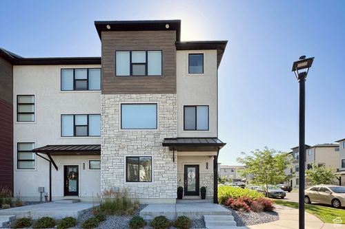 457 S Wood Stream Rd, American Fork, UT, 84003-4303 | Card Image