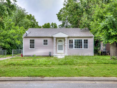 1913 Florence Pl, Tulsa, OK, 74110-2711 | Card Image