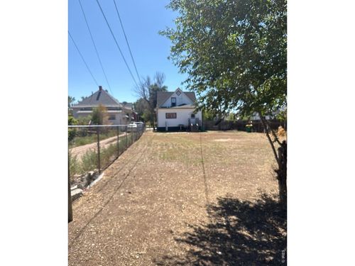 929 5th St, Greeley, CO, 80631-2260 | Card Image