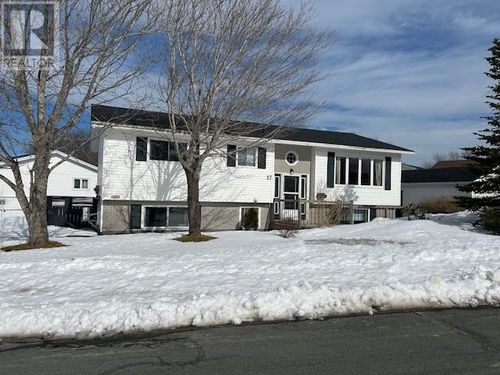 17 Tweedsmuir Pl, Mount Pearl, NL, A1N2L7 | Card Image