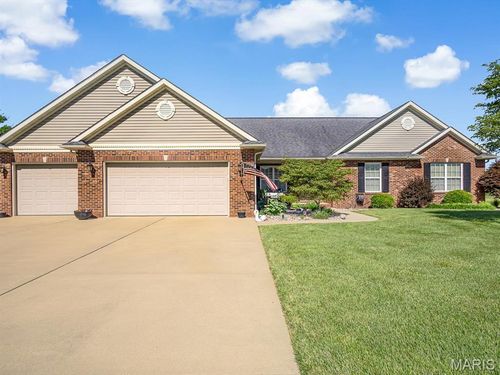 4020 Autumn Oak Dr, Smithton, IL, 62285-3535 | Card Image