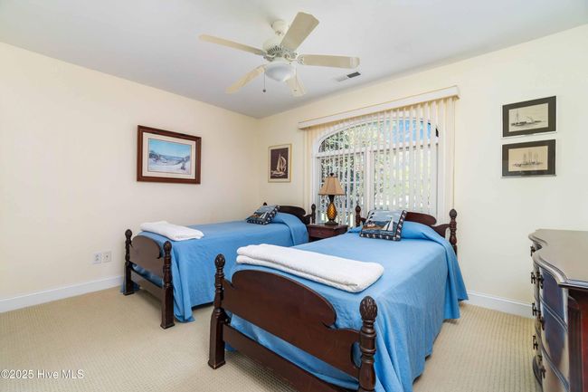 6042 Dolphin Rd, House other with 3 bedrooms, 2 bathrooms and 2 parking in Oriental NC | Image 33