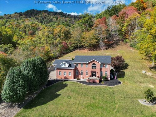 35 Oakridge Estates Rd, Danville, WV, 25053-8032 | Card Image