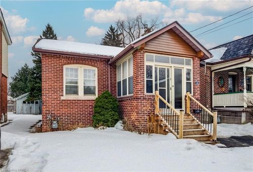 48 Longwood Rd N, Hamilton, ON, L8S3V4 | Card Image