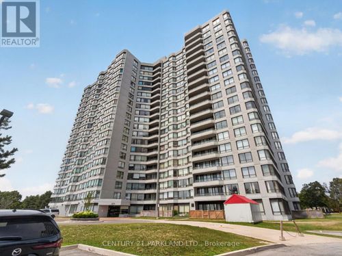 206-330 Alton Towers Circle, Toronto (Milliken), ON, M1V5H3 | Card Image