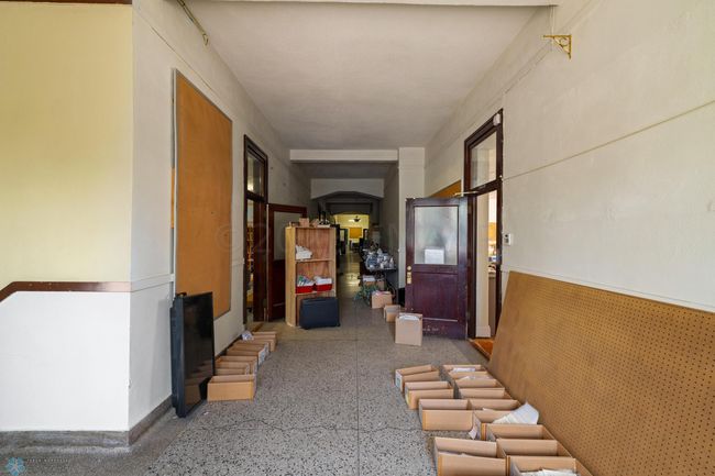 2nd floor corridor | Image 29