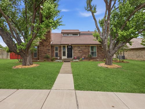 1920 Avignon Ct, Carrollton, TX, 75007-2451 | Card Image