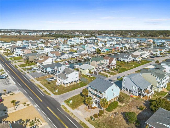 436 Ocean Blvd W, House other with 4 bedrooms, 4 bathrooms and null parking in Holden Beach NC | Image 11