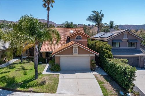 3806 Lost Springs Dr, Calabasas, CA, 91301-5322 | Card Image