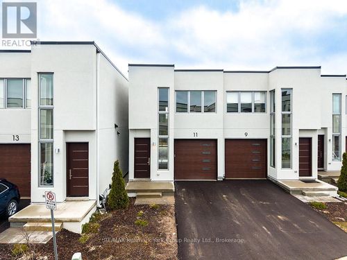 11 Waterview Lane, Blue Mountains, ON, N0H2P0 | Card Image