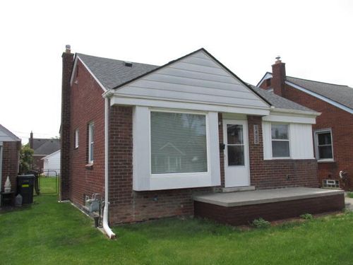 1425 Moran Ave, Lincoln Park, MI, 48146-3849 | Card Image