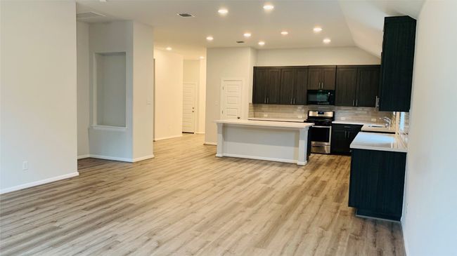 1512 Highland Ridge Rd, House other with 4 bedrooms, 3 bathrooms and 2 parking in Georgetown TX | Image 6