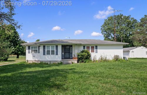 14134 N Holly Rd, Holly, MI, 48442-9404 | Card Image