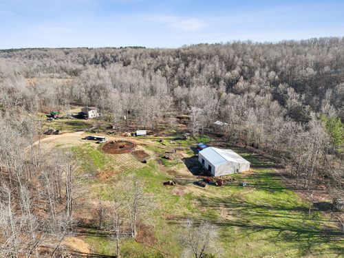 1208 Little Spring Creek Rd, Linden, TN, 37096-5422 | Card Image