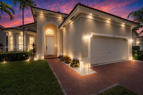 1785 Ne 37th Pl, Homestead, FL, 33033-5566 | Card Image