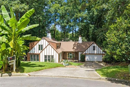 3601 Miller Farms Ln, Peachtree Corners, GA, 30096-2976 | Card Image