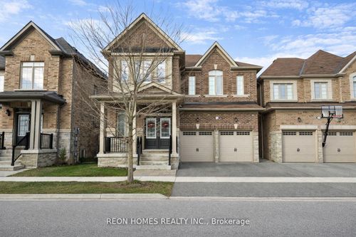 2142 Saffron Dr, Pickering, ON, L1X0E2 | Card Image