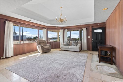 1808 Lakapu St, Honolulu, HI, 96819-4131 | Card Image