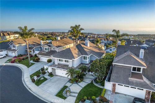 2107 Camino Laurel, San Clemente, CA, 92673-5652 | Card Image