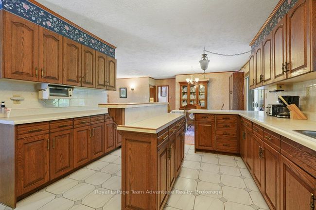15 Labrash Lake Rd, House other with 2 bedrooms, 1 bathrooms and 4 parking in Dunchurch ON | Image 17