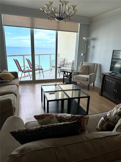 1504-16699 Collins Ave, Sunny Isles Beach, FL, 33160-5408 | Card Image