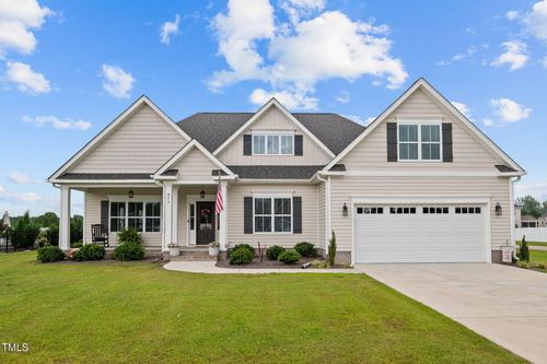 975 Whiskey Ct, Grimesland, NC, 27837-9298 | Card Image