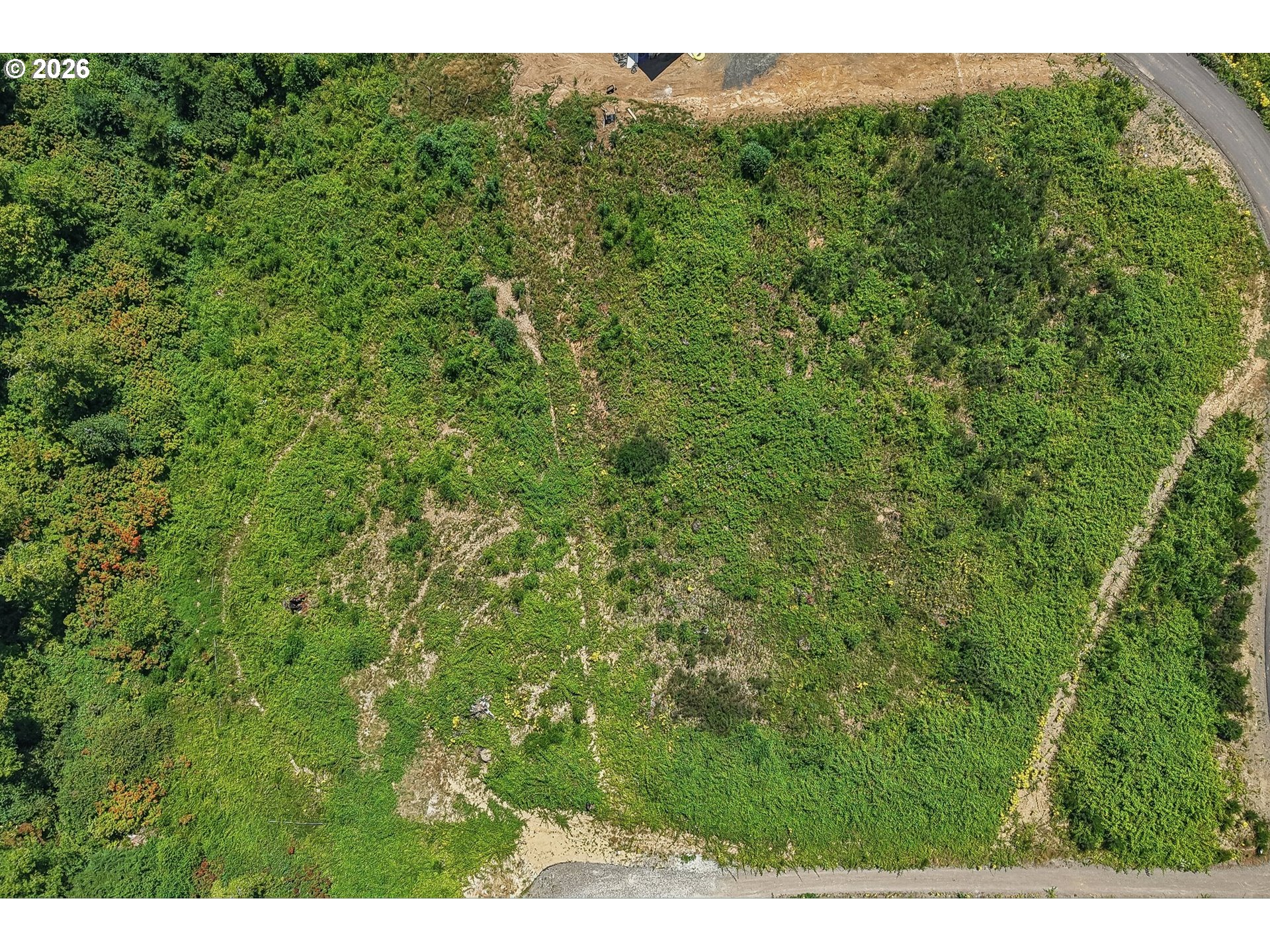 Land in Woodland 4