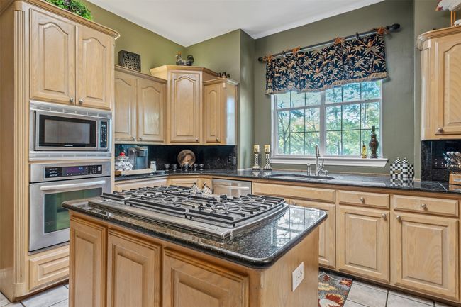 18050 Deer Trl, House other with 4 bedrooms, 3 bathrooms and null parking in Flint TX | Image 14