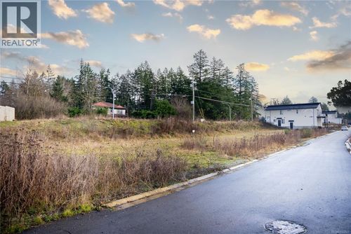 875 Old Victoria Rd, Nanaimo, BC, V9R0L3 | Card Image