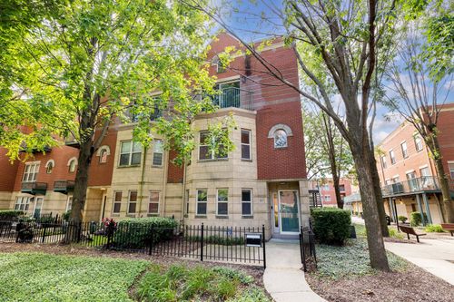 unit-101-4530 S Woodlawn Ave, Chicago, IL, 60653-4487 | Card Image