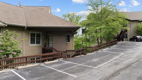 1300c-410 Highlands Cove Drive, Highlands, NC, 28741 | Card Image