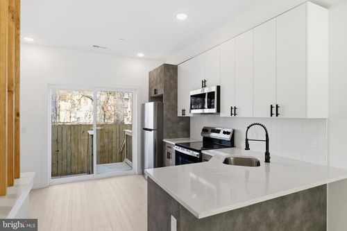 1005 W Orleans St, PHILADELPHIA, PA, 19133-1841 | Card Image