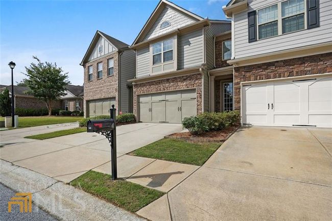 3410 Brockenhurst Dr, Townhouse with 3 bedrooms, 3 bathrooms and 2 parking in Buford GA | Image 4
