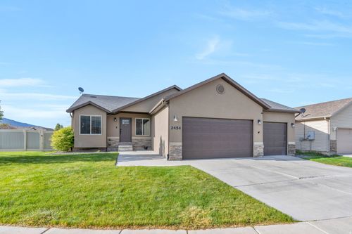 2454 E Ox Yoke Dr, Eagle Mountain, UT, 84005-2011 | Card Image