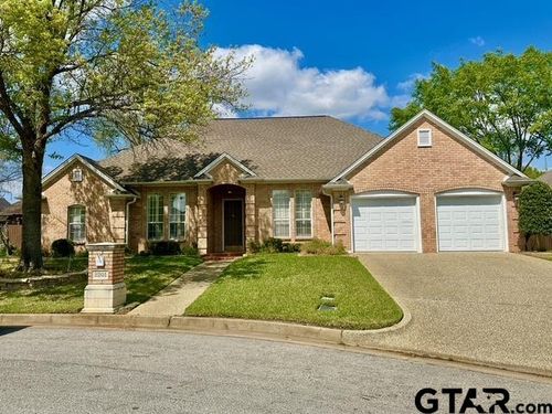 2201 Bradbury Ct, Tyler, TX, 75703-5864 | Card Image