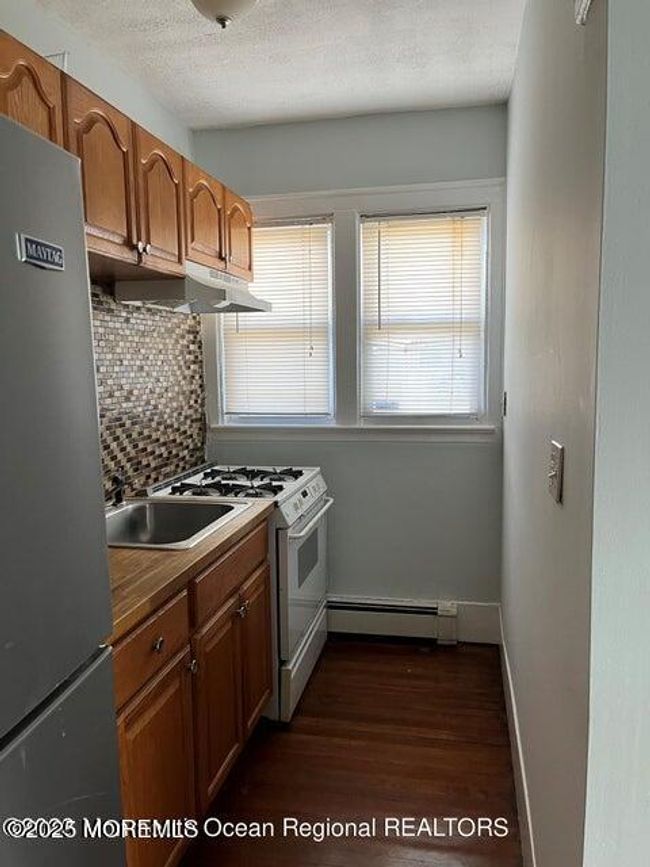 401 3 Rd Ave, House other with 7 bedrooms, 3 bathrooms and null parking in Asbury Park NJ | Image 51