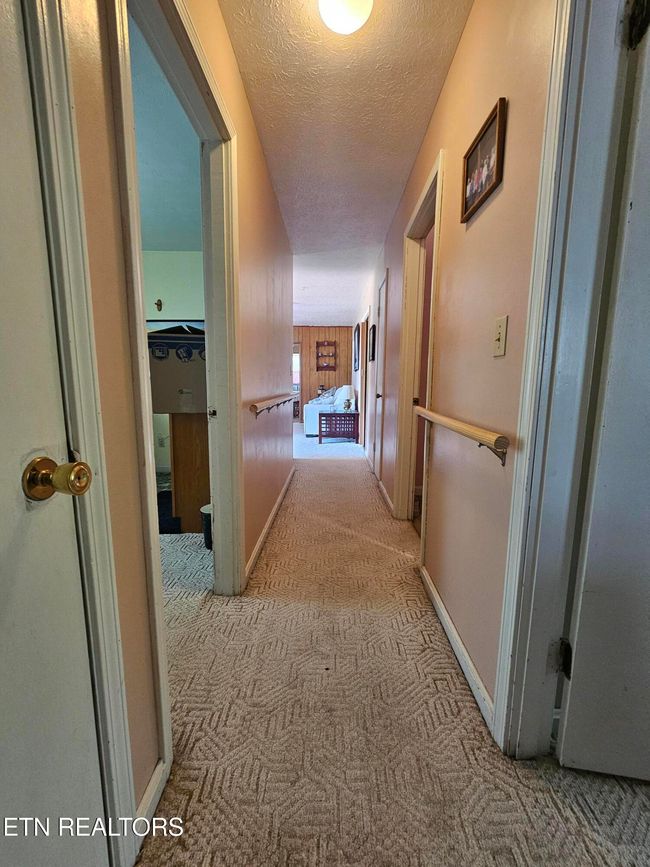 1106 Smyth Chapel Rd, House other with 3 bedrooms, 2 bathrooms and null parking in Pennington Gap VA | Image 28