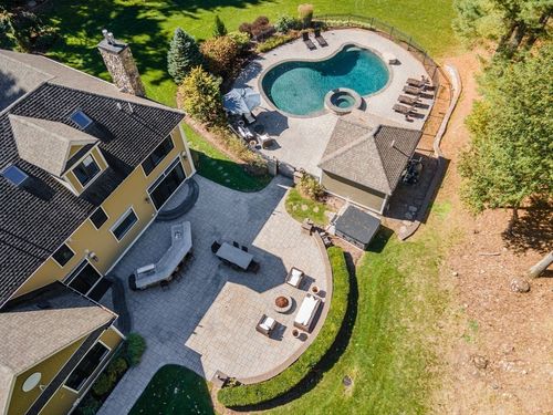 94 Elm St, Medfield, MA, 02052-2823 | Card Image