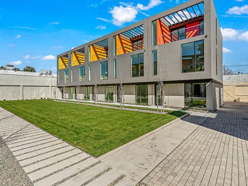 2431 Binnen Ln, Sacramento, CA, 95818-2252 | Card Image